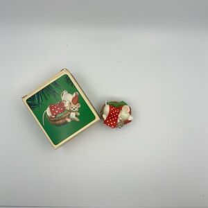 Vintage Napping Mouse Ornament Hallmark Christmas Sleeping Walnut Nap 1984 Box